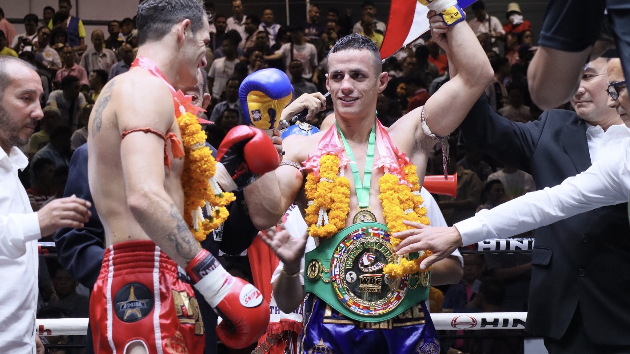 Cajaiba conquista cinturão mundial WBC no Lumpinee